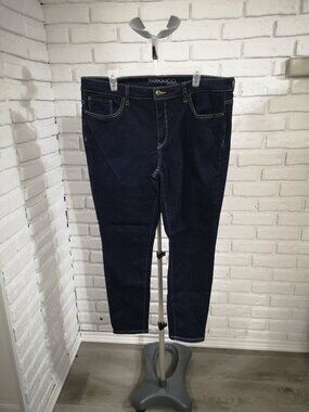 Parasuco Jeans Women's Size 16 Dark Wah Zipper & Button Closure Blue Jeans